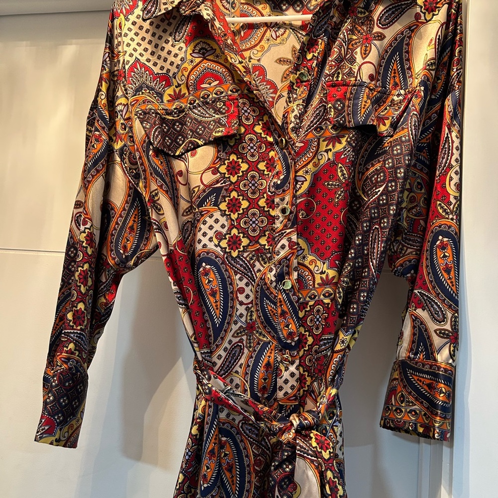 Beautiful Emma & Michele Multicolor Paisley mini dress.